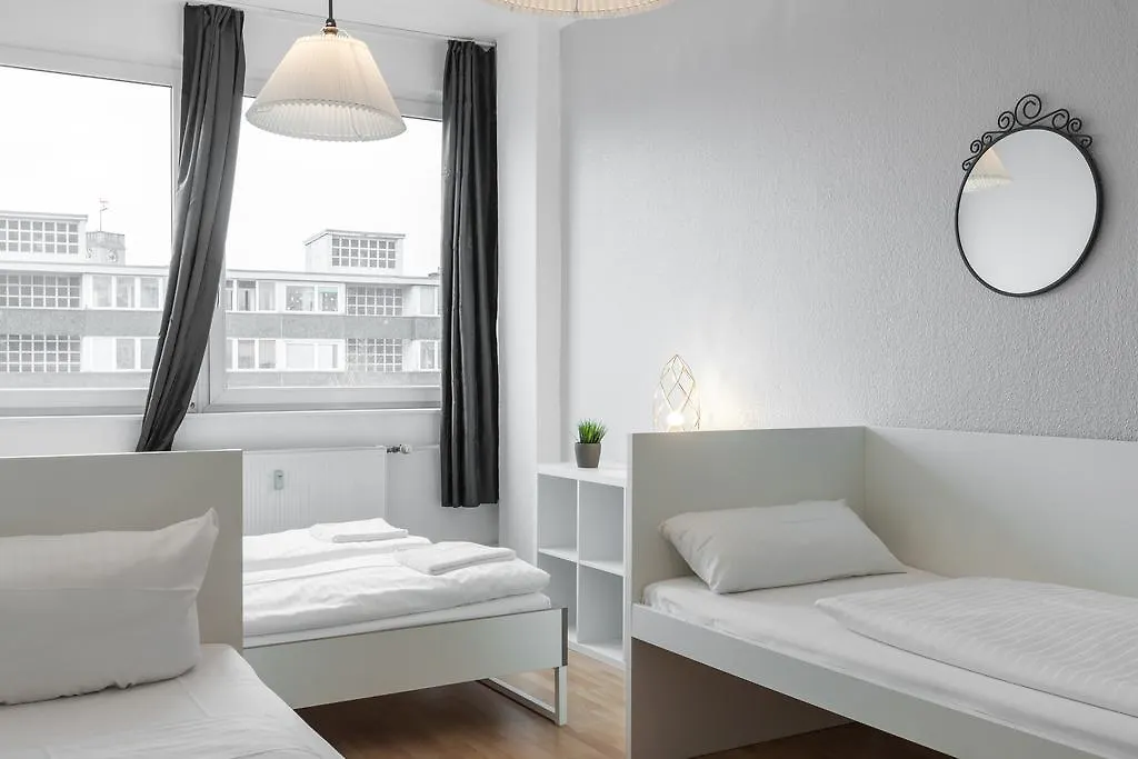 Trendy Apartments Berlin Almanya